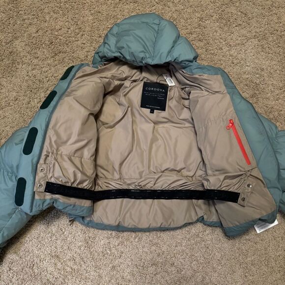 Cordova Aomori Ski Jacket Cropped Puffer Jacket NWT Medium Balsam Mint Green - Picture 8 of 9